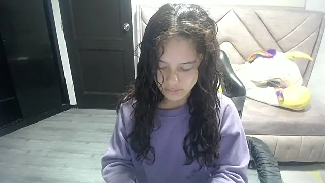 Velvet Moon V online show from October 2025 01:19:01 PM