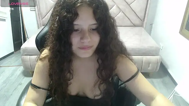 Velvet Moon V online show from February 2026 07:47:02 PM