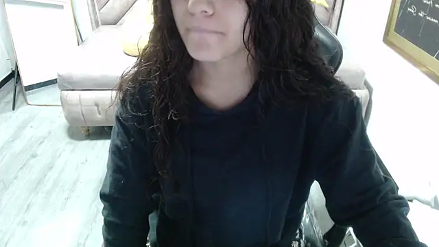 Velvet Moon V online show from December 2025 01:28:02 PM