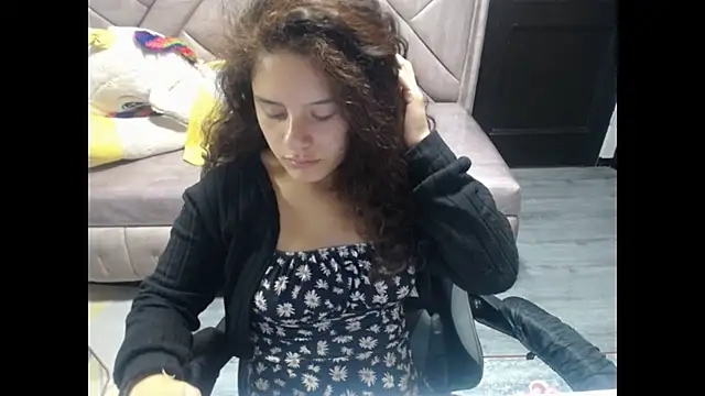 Velvet Moon V online show from October 2025 01:13:02 PM