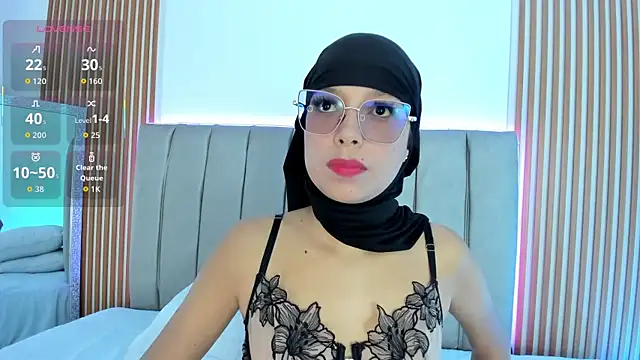 naishaa  online show from October 2025 06:42:01 PM