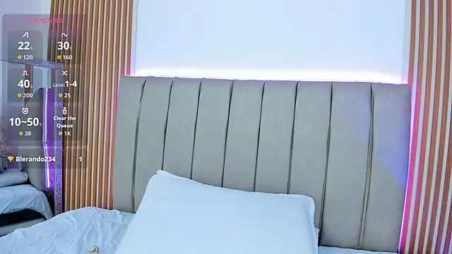 naishaa  online show from November 2025 06:41:02 PM