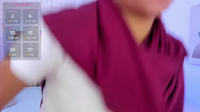 Snapshot of naishaa_ chatting on July 2026 04:10:02 PM naishaa online show from July 2026 04:10:02 PM
