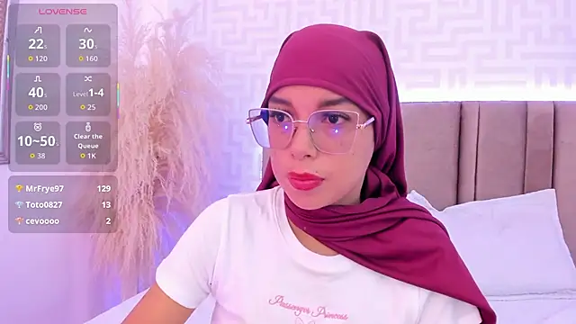 Snapshot of naishaa_ chatting on April 2026 07:58:02 PM naishaa online show from April 2026 07:58:02 PM