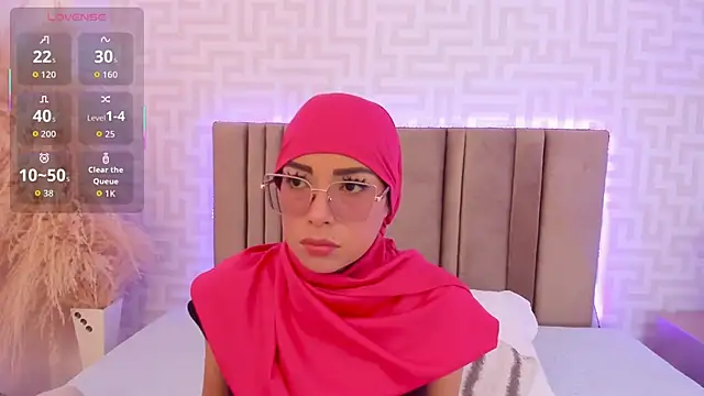 Snapshot of naishaa_ chatting on June 2026 06:03:01 PM naishaa online show from June 2026 06:03:01 PM