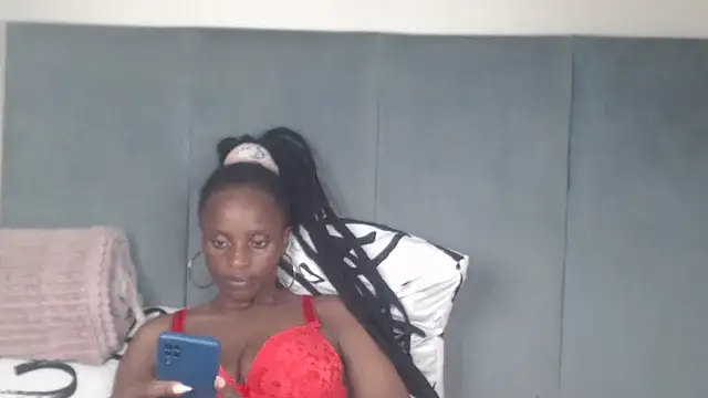 Snapshot of Jah-Queen chatting on January 2026 07:51:02 PM Jah-Queen online show from January 2026 07:51:02 PM