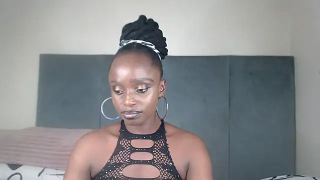 Jah-Queen online show from December 2025 07:20:01 PM