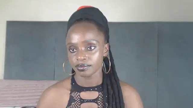 Jah-Queen online show from November 2025 07:58:01 PM