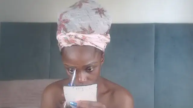 Jah-Queen online show from November 2025 07:33:02 AM