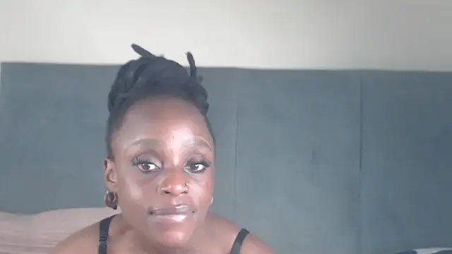 Jah-Queen online show from October 2025 06:29:02 PM