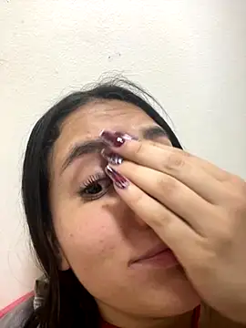 bellaseduzione online show from November 2025 02:43:01 AM