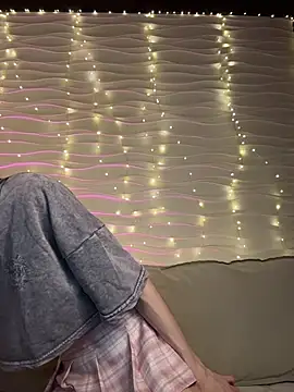 madi snow online show from February 2026 05:38:02 AM