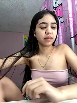  Alix 7 online show from October 2025 02:07:02 PM