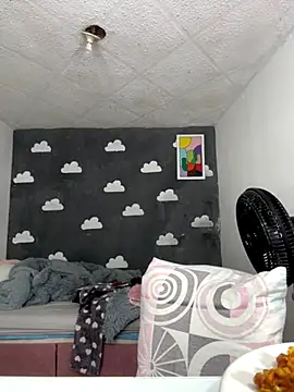  Alix 7 online show from October 2025 08:31:02 PM
