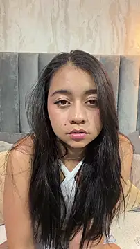 Lily June online show from May 2026 08:01:02 PM