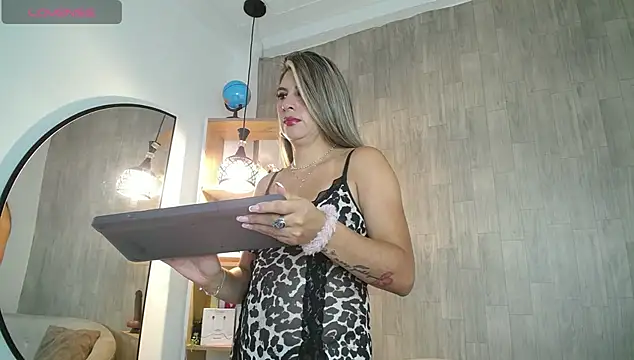 may wood online show from April 2026 12:01:02 PM