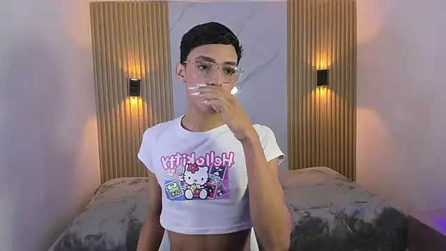 Snapshot of BILLY_JAMEES chatting on December 2025 06:01:02 PM BILLY JAMEES online show from December 2025 06:01:02 PM