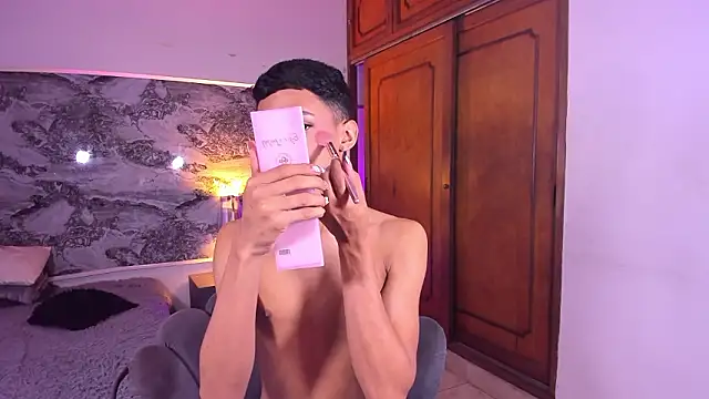 Snapshot of BILLY_JAMEES chatting on February 2026 12:18:01 PM BILLY JAMEES online show from February 2026 12:18:01 PM