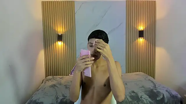 Snapshot of BILLY_JAMEES chatting on December 2025 12:31:01 PM BILLY JAMEES online show from December 2025 12:31:01 PM