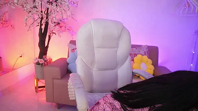 JadeSummerr online show from April 2026 12:42:01 PM