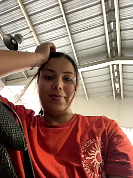 Snapshot of LICEET chatting on September 2025 02:51:01 PM LICEET online show from September 2025 02:51:01 PM