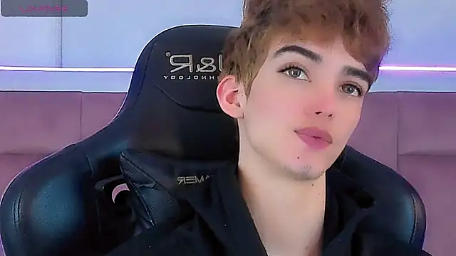 Baby FenixTS online show from March 2026 10:43:01 AM