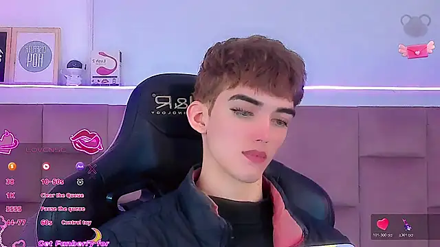 Baby FenixTS online show from February 2026 12:58:01 PM