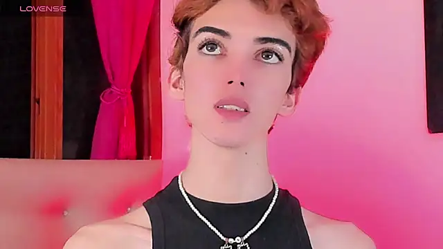 Baby FenixTS online show from April 2026 10:57:02 PM