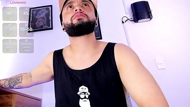 Noah devil  online show from November 2025 02:27:01 AM