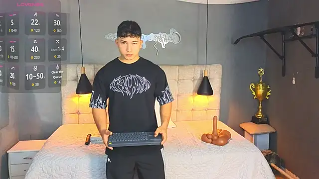 Horny nick18 online show from October 2025 11:34:01 AM