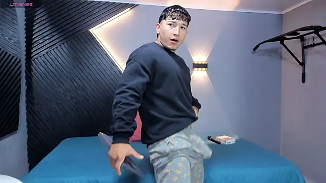 Horny nick18 online show from March 2026 11:54:02 AM