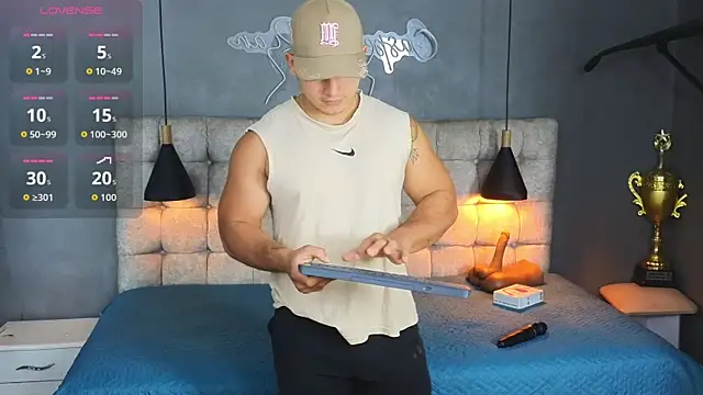 Horny nick18 online show from December 2025 10:39:02 AM