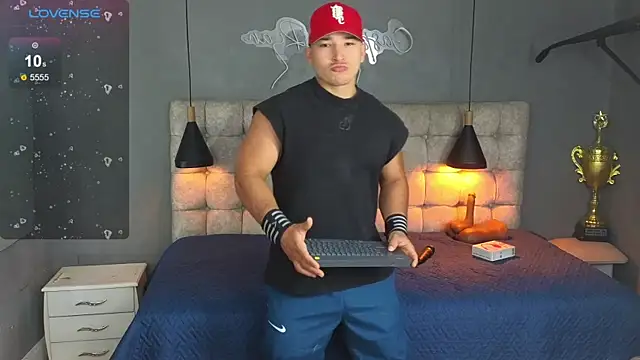 Horny nick18 online show from December 2025 01:48:02 PM