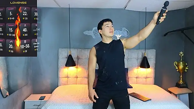 Horny nick18 online show from September 2025 02:34:02 PM