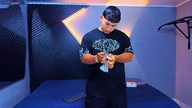 Horny nick18 online show from March 2026 11:37:02 AM