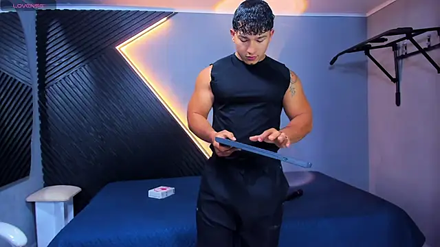 Horny nick18 online show from April 2026 11:33:01 AM