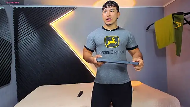 Horny nick18 online show from March 2026 01:24:01 PM