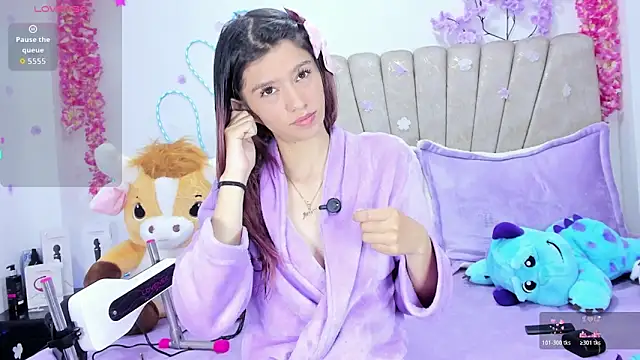 Snapshot of Sofiia_Cute chatting on June 2026 03:59:02 AM Sofiia Cute online show from June 2026 03:59:02 AM