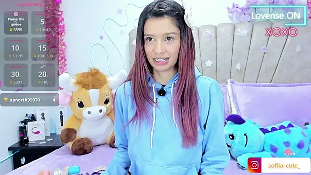 Snapshot of Sofiia_Cute chatting on June 2026 03:30:01 AM Sofiia Cute online show from June 2026 03:30:01 AM