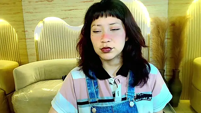 valentina r  online show from March 2026 03:22:01 AM