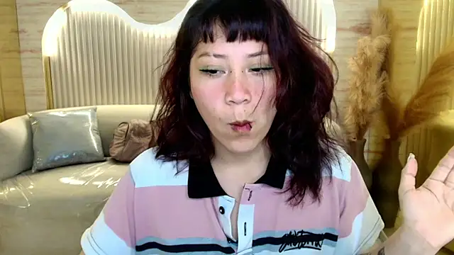 valentina r  online show from February 2026 07:41:02 PM