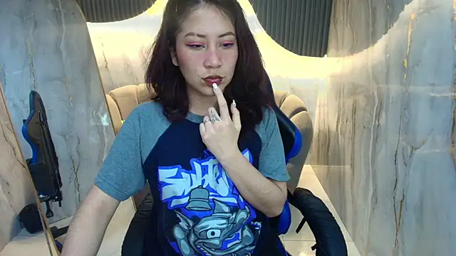 valentina r  online show from February 2026 03:02:01 AM