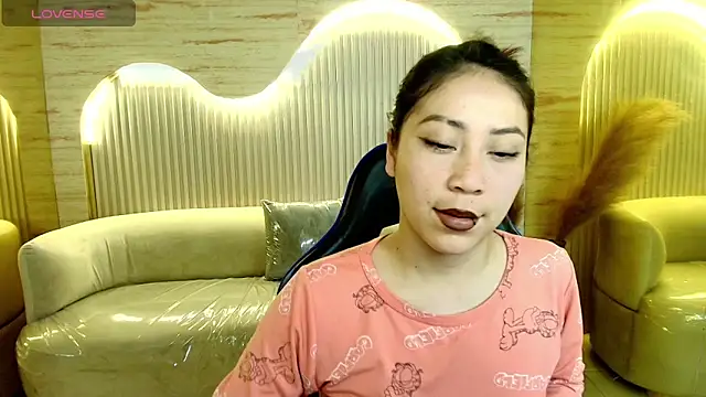 valentina r  online show from April 2026 03:08:01 AM