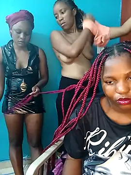 SweetHoney21  online show from November 2025 09:59:01 PM