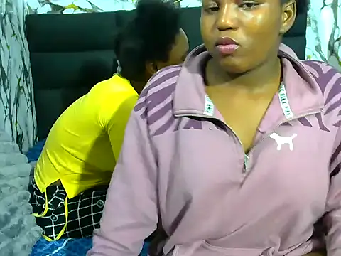 SweetHoney21  online show from March 2026 09:36:01 PM
