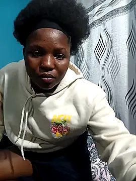 SweetHoney21  online show from November 2025 09:58:01 PM