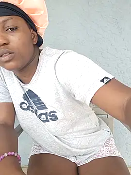 SweetHoney21  online show from February 2026 10:13:02 AM