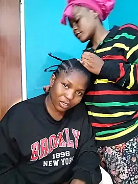 SweetHoney21  online show from November 2025 09:48:01 PM