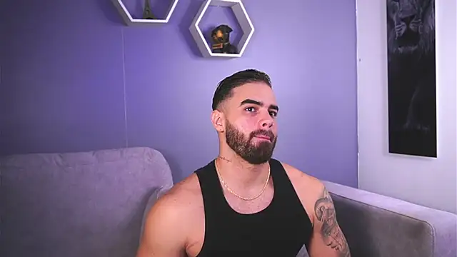 Snapshot of Paul_Phoenix chatting on October 2025 07:01:02 PM Paul Phoenix online show from October 2025 07:01:02 PM