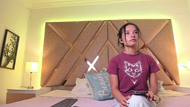 BelhaLawuo online show from February 2026 07:57:02 PM